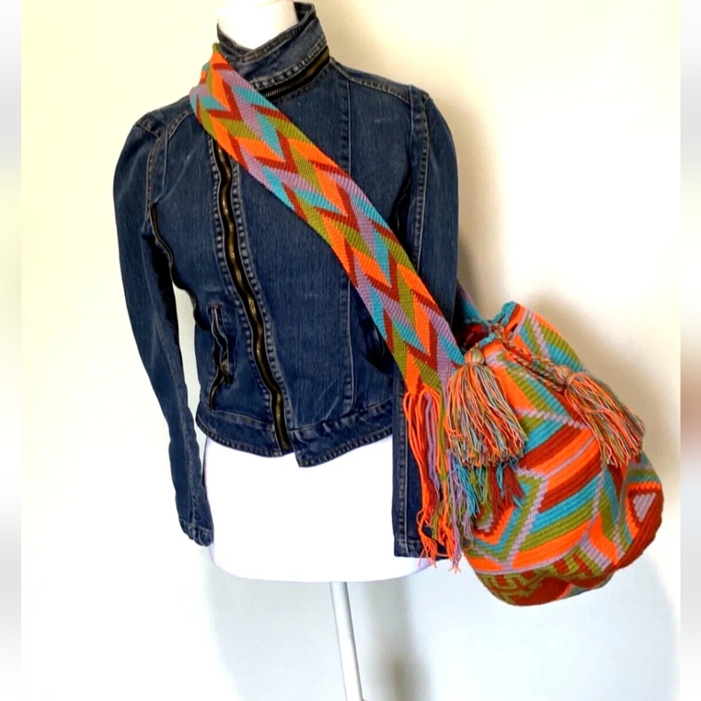 Mochila Wayuu , 100% Original , Handmade, Authentic  Colombian Bags, Multicolor